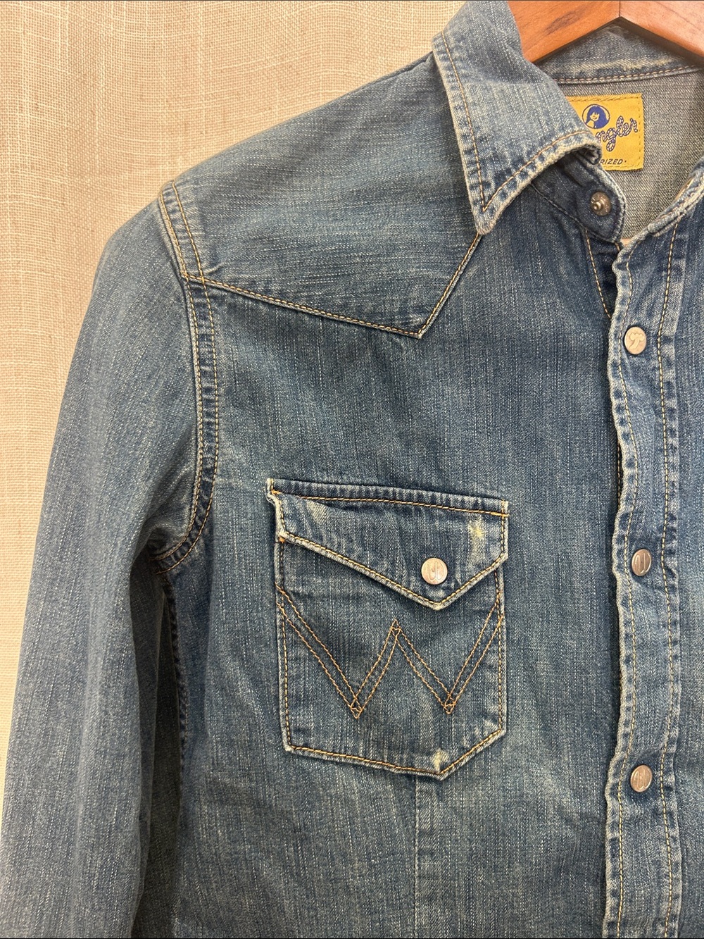 Wrangler Blue Denim Western Long Sleeve Shirt Size Small Excellent Condition - Picture 3 of 15